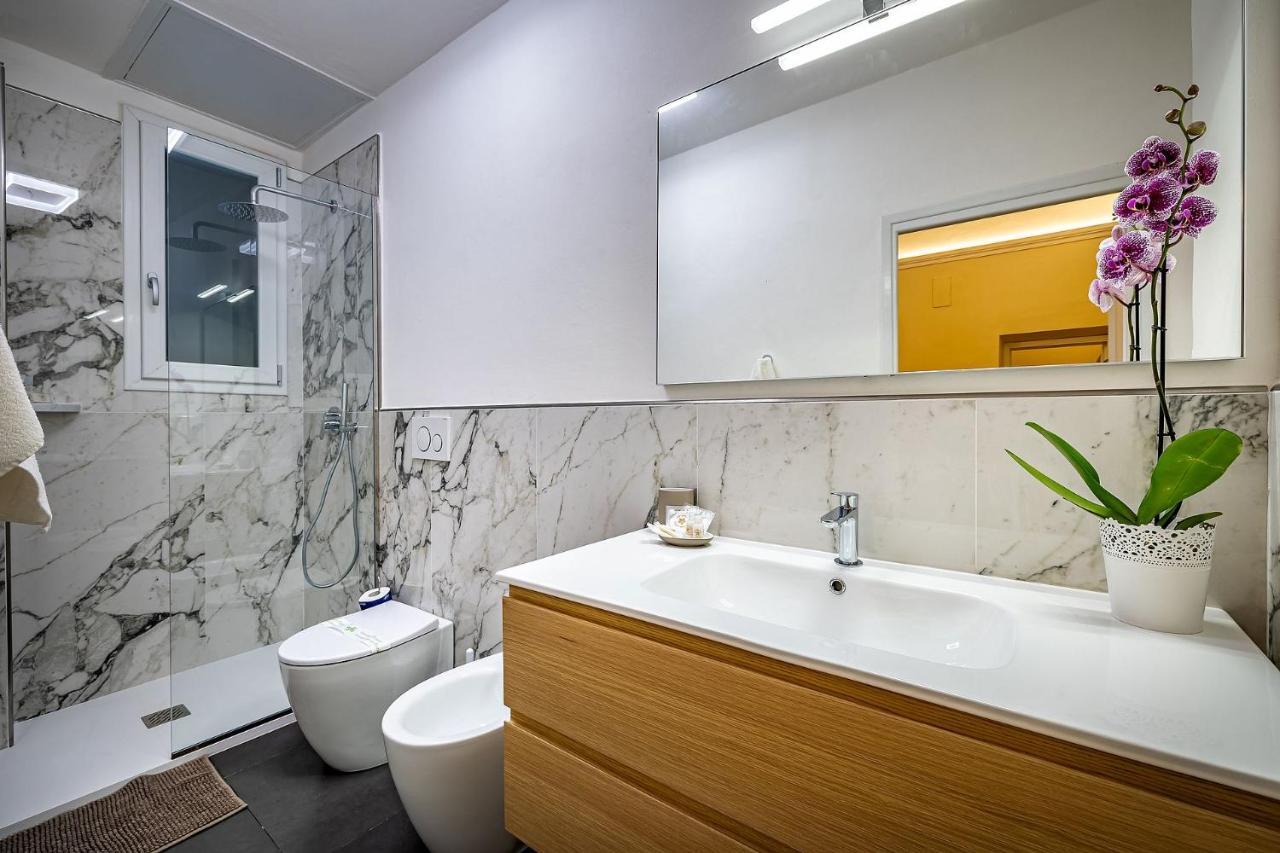 Brunelli Apartments Firenze Bagian luar foto